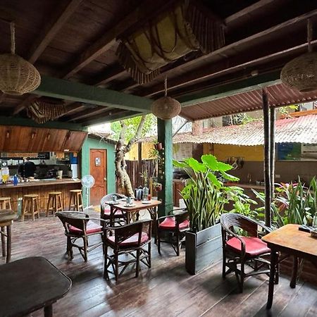 Hostal Mamacucha Montañita エクステリア 写真