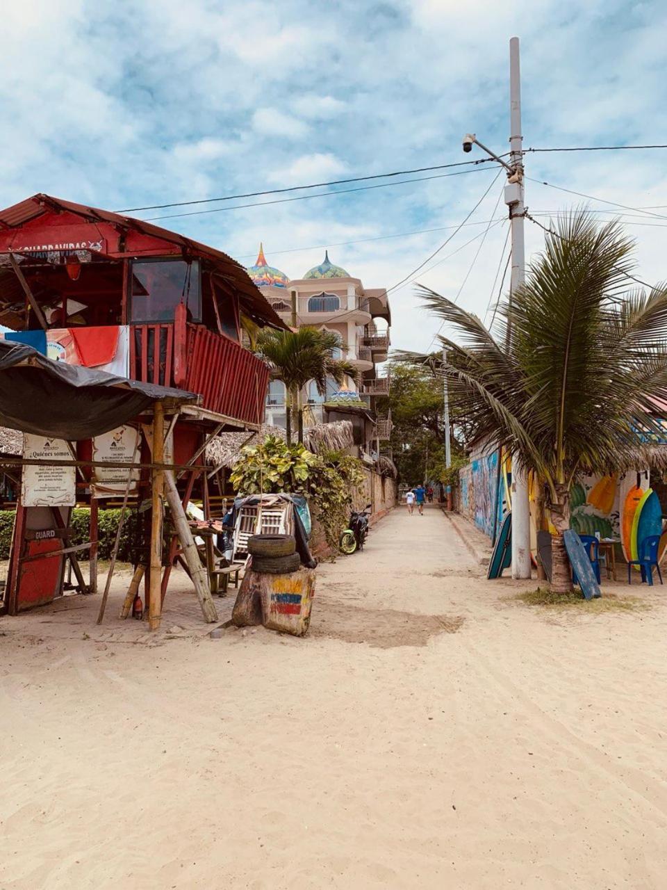 Hostal Mamacucha Montañita エクステリア 写真
